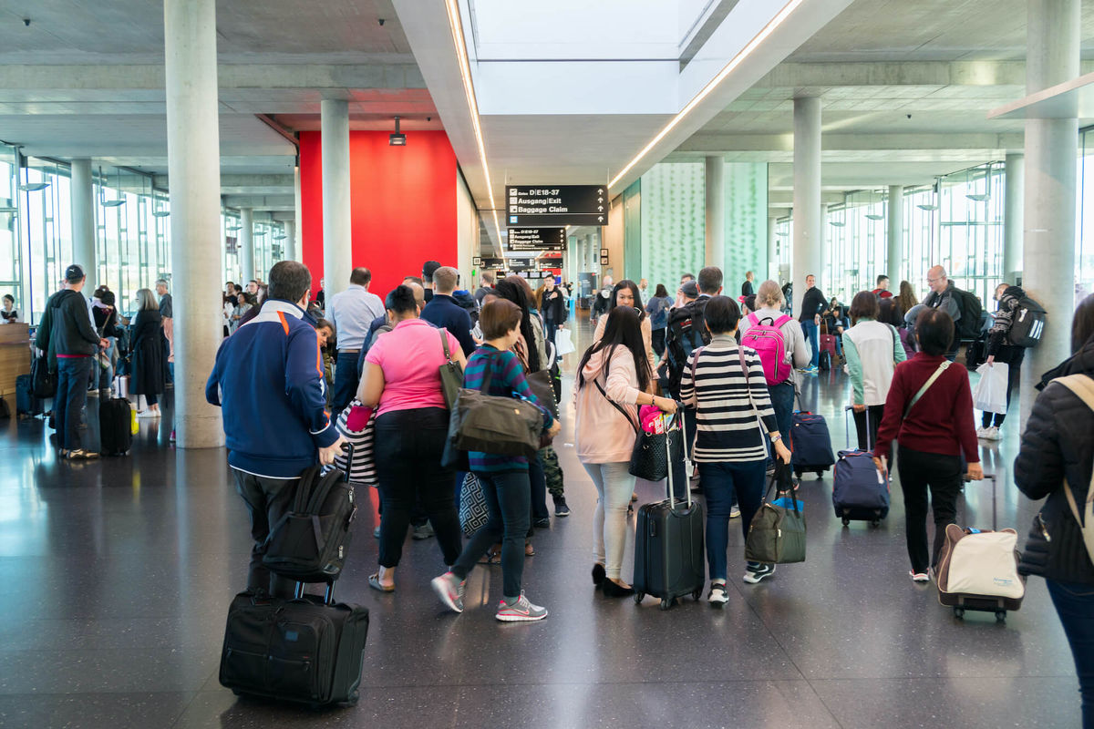 Travel expert issues warning ahead of millions of flights this bank holiday weekend