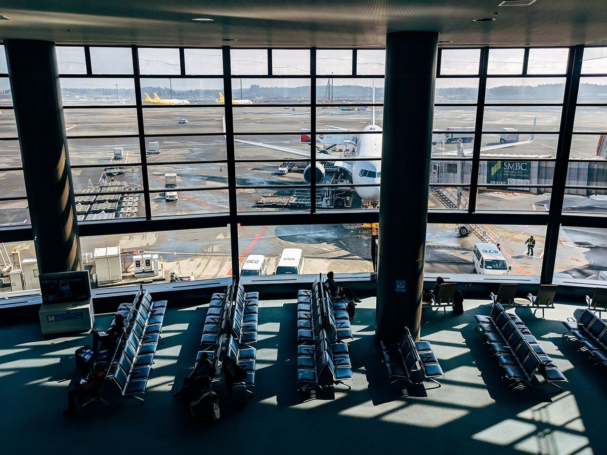 Les aéroports de France : fréquentation, retards et droits des passagers