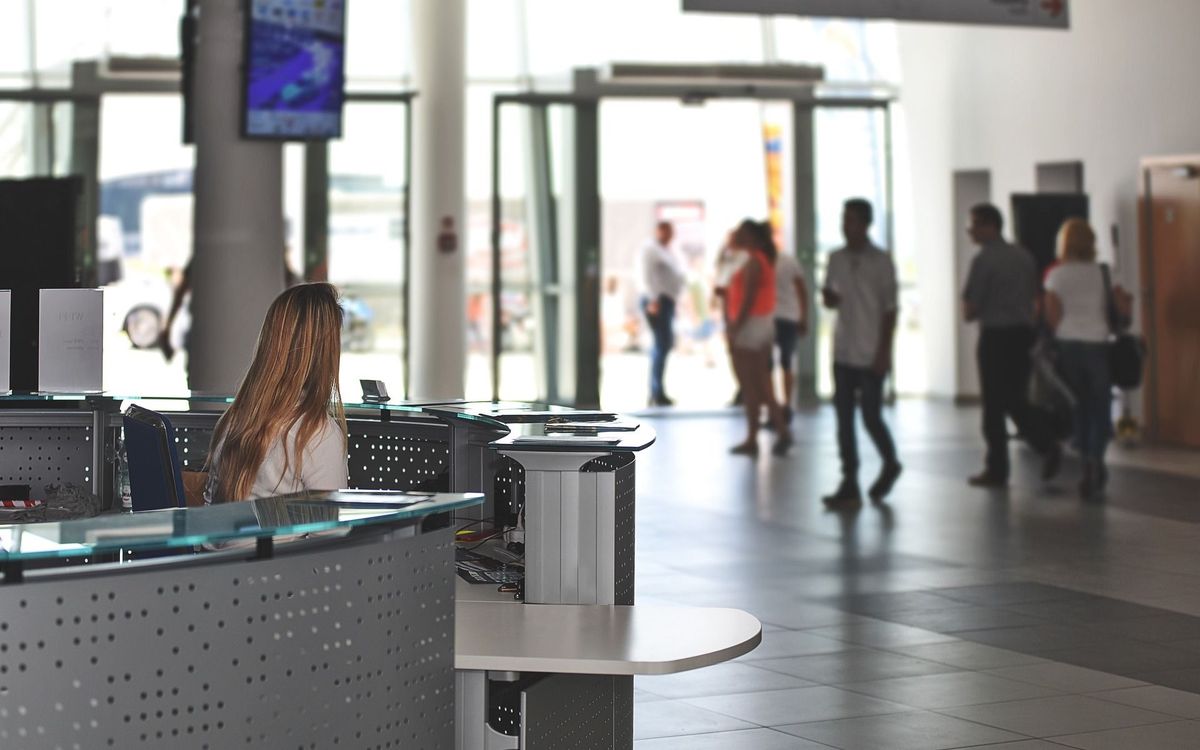 Изпуснах си полета! Какви са правата ми като пътник?