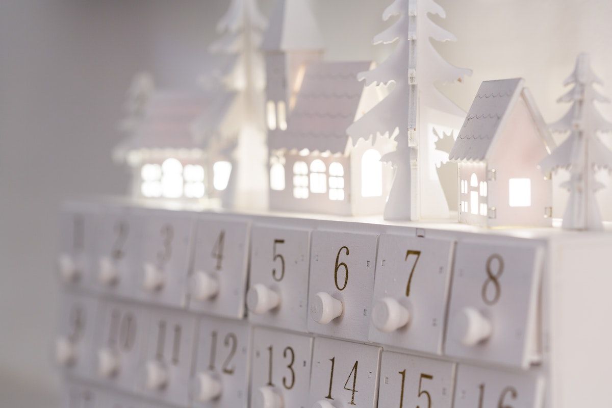 Calendar counts down the days to Christmas