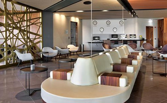 La Valette Club seating