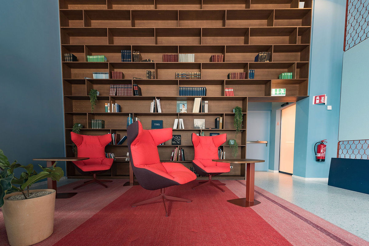 Tyrol Lounge seating